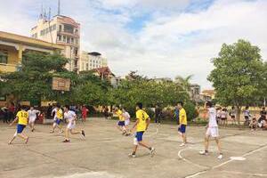 Trường thi đấu thành công tại giải bóng rổ học sinh